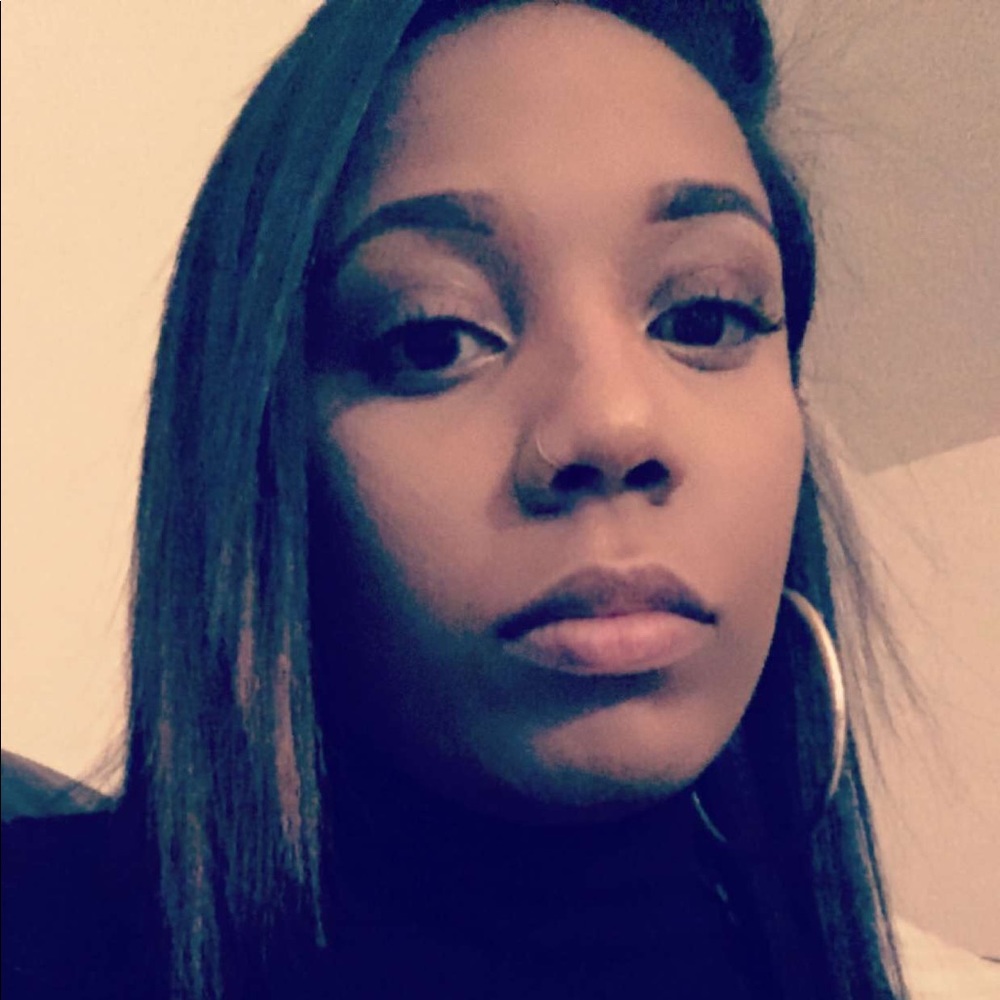 Meet your Posher, Shanae